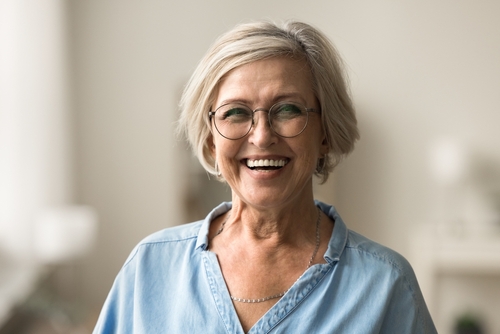 Dentaduras Pop In en Melbourne, FL | Mini Implante | Consulta Gratuita