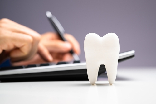 Costo de Mini Implantes Dentales en Melbourne FL | Consultas Gratuitas