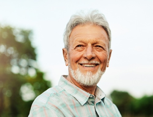 Dentadura Alternativa en Melbourne, FL | ¡Pregúntenos sobre Mini Implantes!