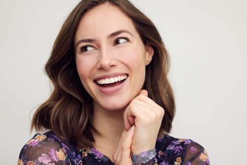 Caps vs. Veneers in Union City, NJ | Book a FREE Consultation!