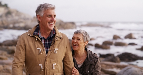 ¡Implantes Dentales en Sebastian, FL | Reserve una consulta GRATIS!